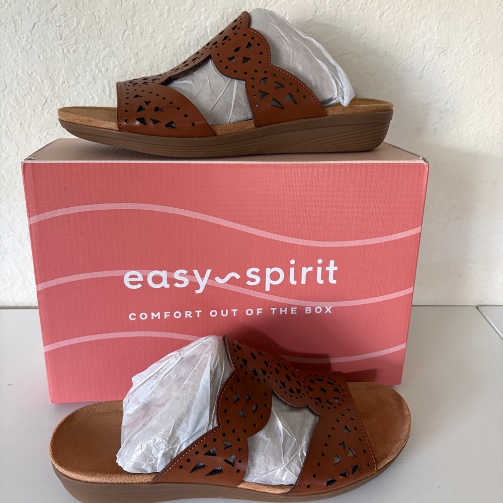 Easy Spirit Women's Brixton 3 Medium Brown Comfort Slip-On Sandals Size 7 M